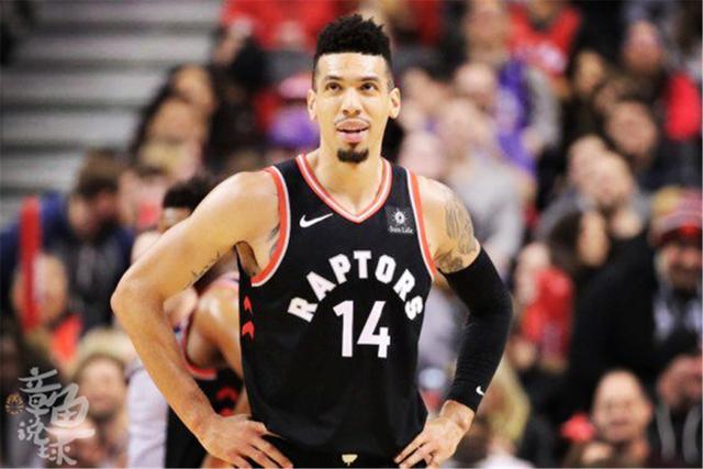 东契奇再三双独行侠胜活塞 KD45分太阳负绿军